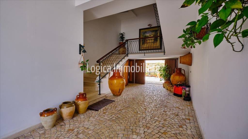 casa indipendente in vendita a Lizzanello