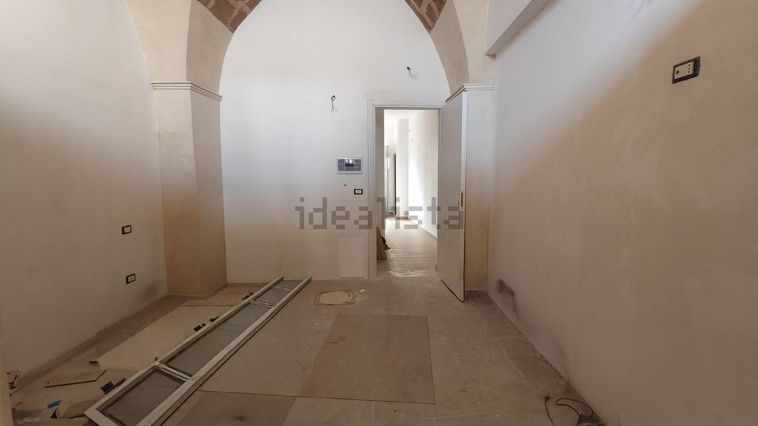 casa indipendente in vendita a Lizzanello