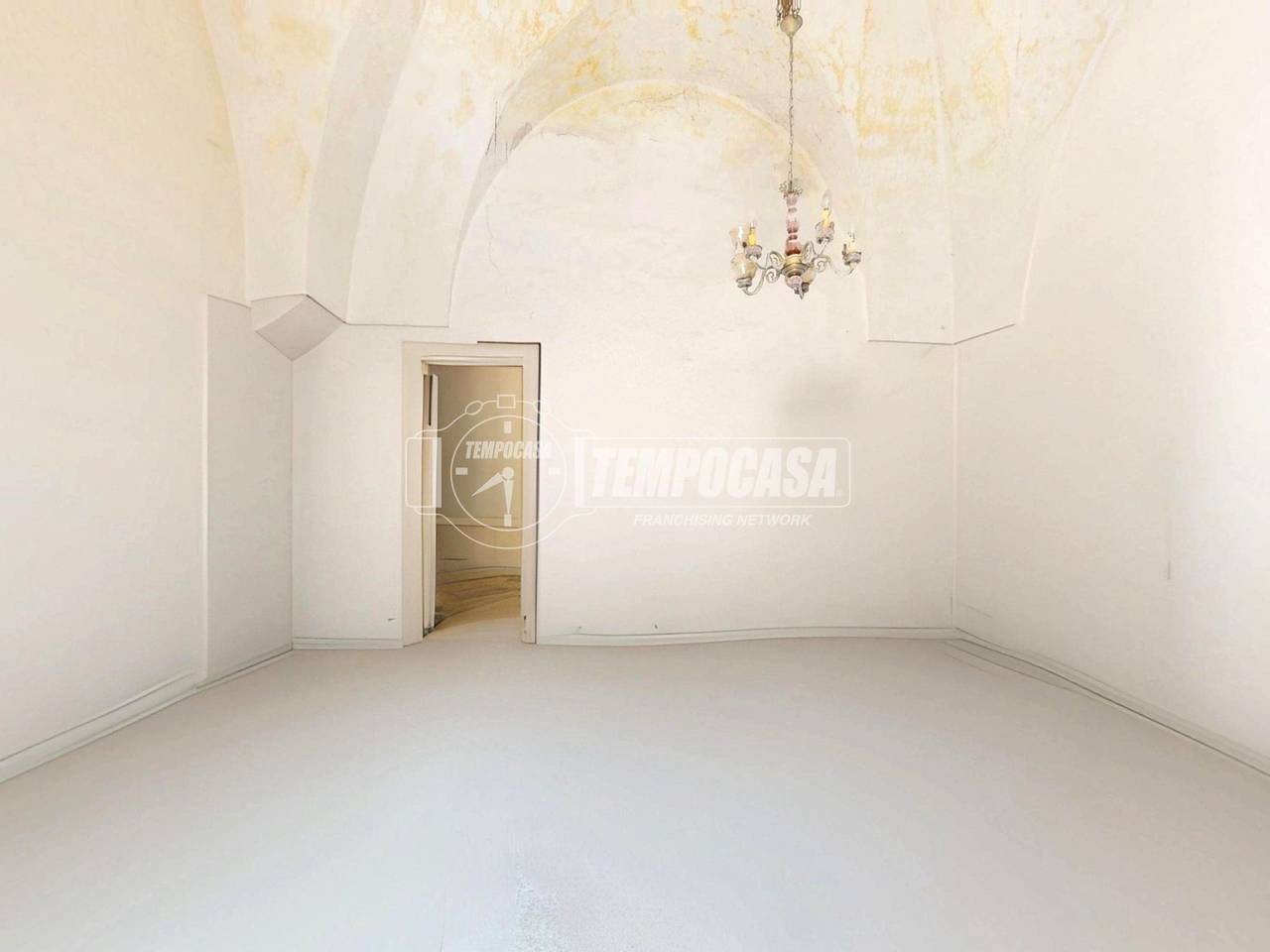 casa indipendente in vendita a Lizzanello