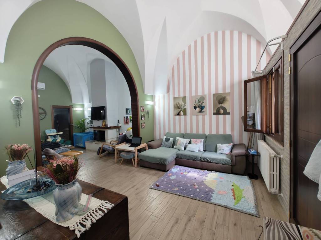 casa indipendente in vendita a Lizzanello