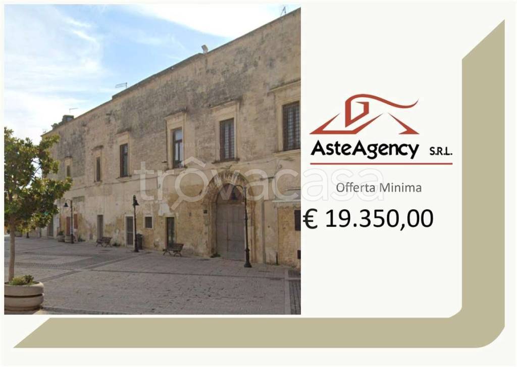 appartamento in vendita a Lizzanello in zona Merine