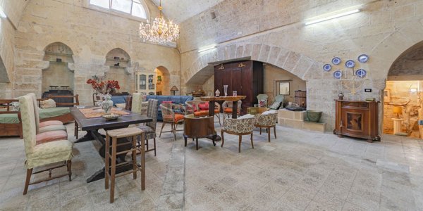 casa indipendente in vendita a Lizzanello