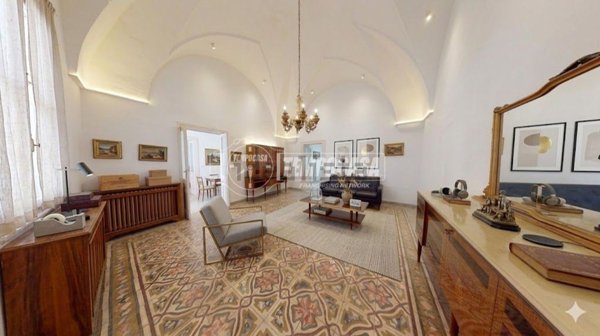 casa indipendente in vendita a Lizzanello