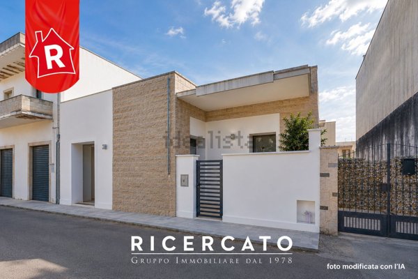 casa indipendente in vendita a Lizzanello in zona Merine