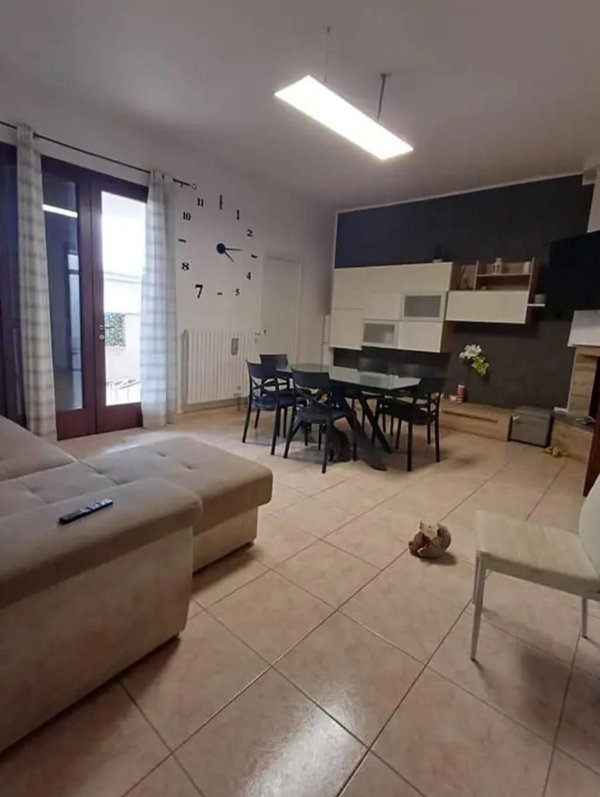 appartamento in vendita a Lizzanello in zona Merine