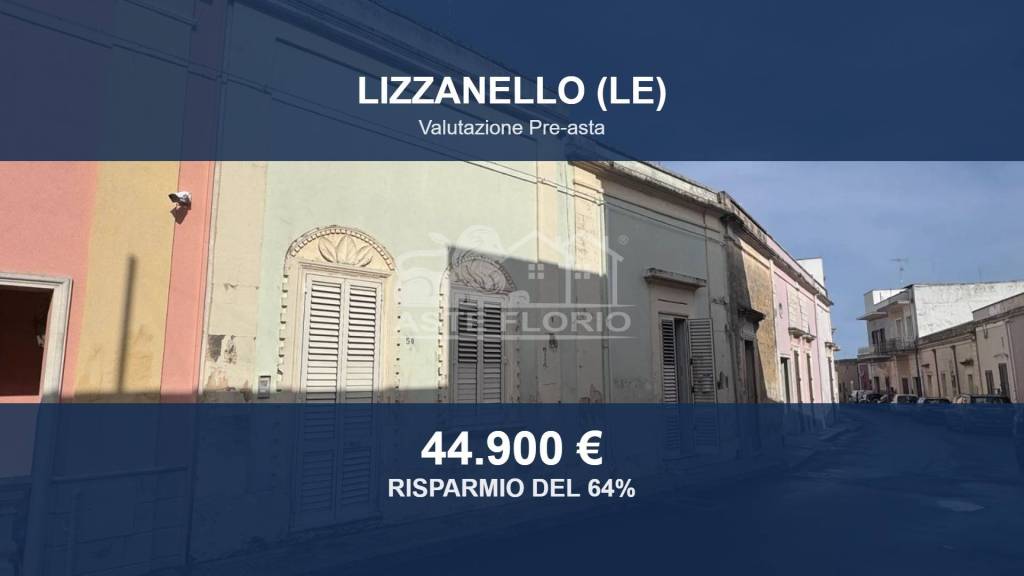 casa indipendente in vendita a Lizzanello
