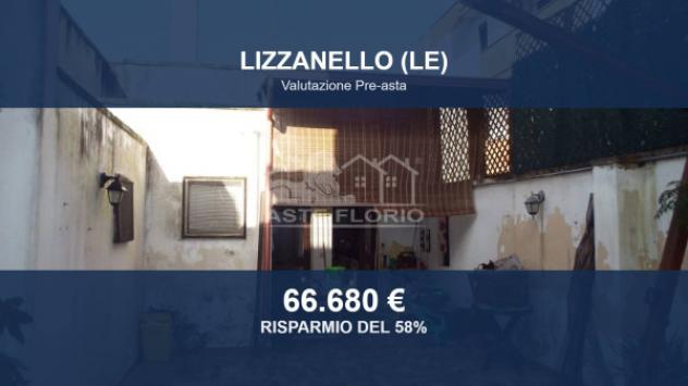 casa indipendente in vendita a Lizzanello