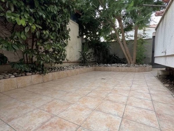 appartamento in vendita a Lizzanello in zona Merine