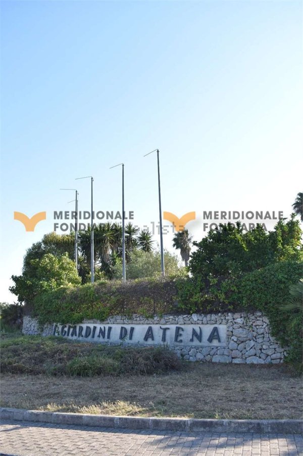 appartamento in vendita a Lizzanello in zona Merine