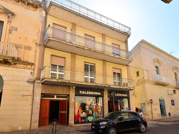 casa indipendente in vendita a Maglie