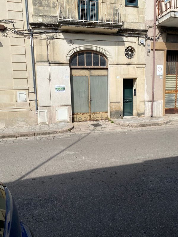 casa indipendente in vendita a Maglie