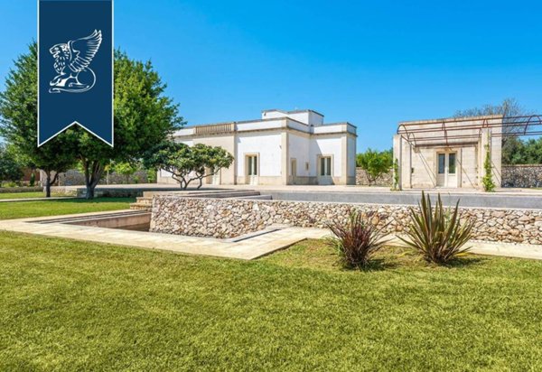 casa indipendente in vendita a Maglie