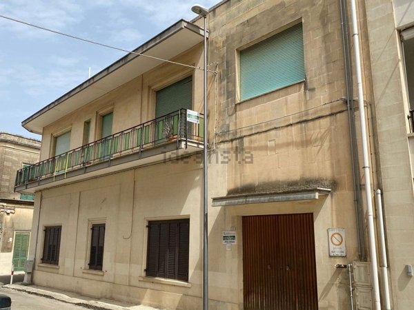 casa indipendente in vendita a Maglie