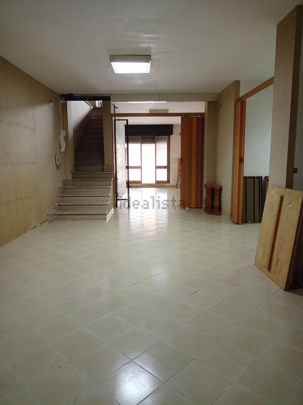 locale commerciale in vendita a Maglie