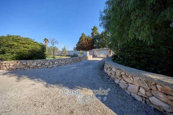 casa indipendente in vendita a Maglie