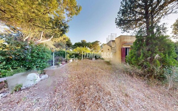 casa indipendente in vendita a Maglie