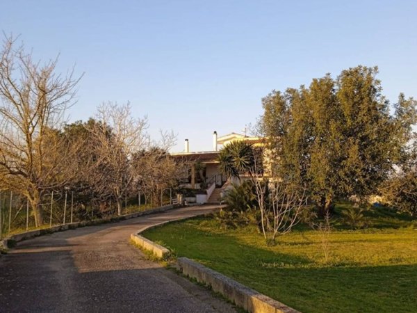casa indipendente in vendita a Maglie