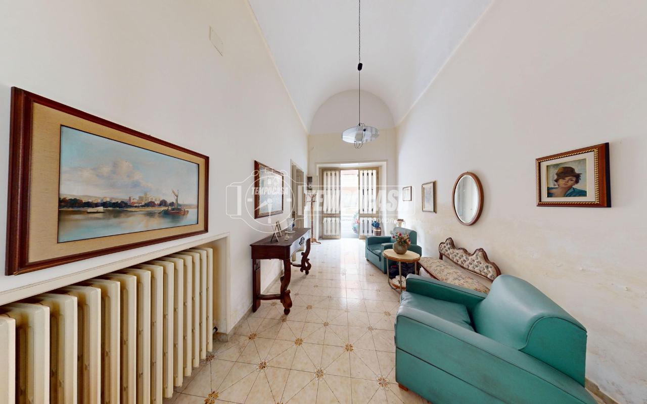 casa indipendente in vendita a Maglie