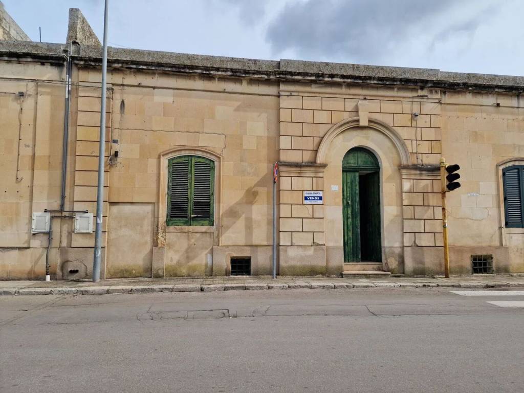 casa indipendente in vendita a Maglie