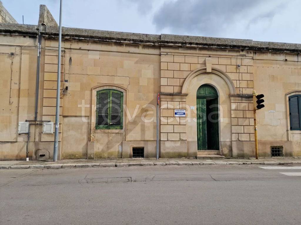 casa indipendente in vendita a Maglie