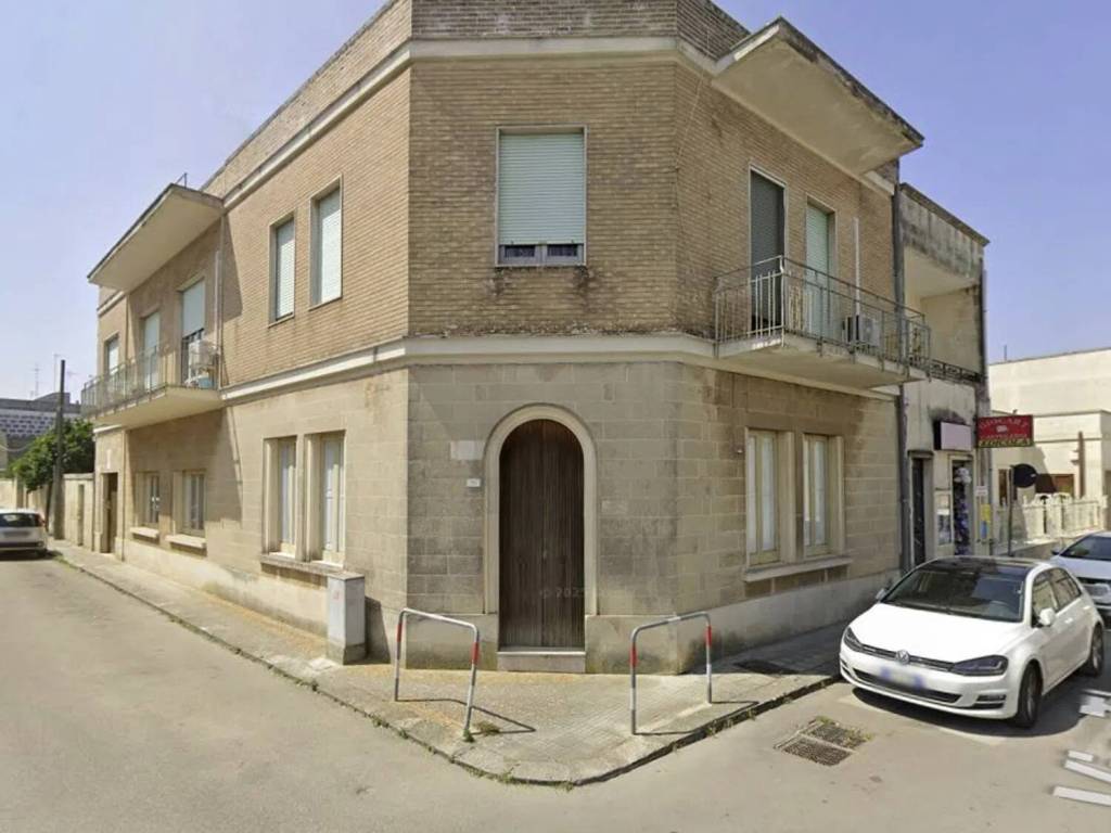 casa indipendente in vendita a Maglie