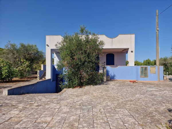 casa indipendente in vendita a Maglie
