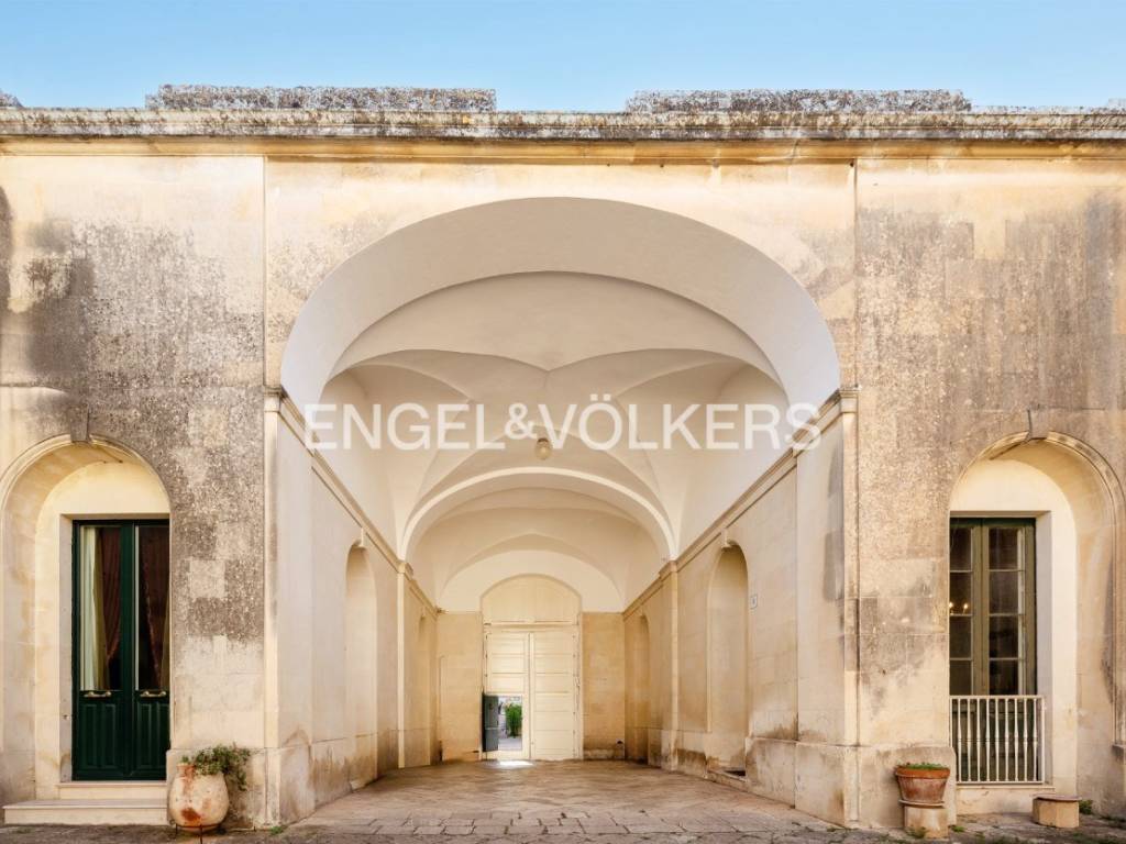 casa indipendente in vendita a Maglie