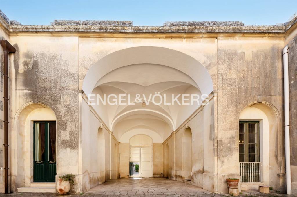 casa indipendente in vendita a Maglie