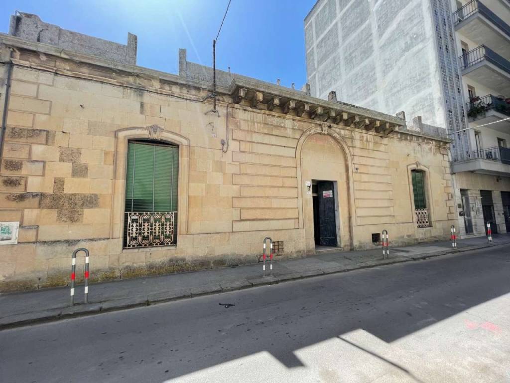 casa indipendente in vendita a Maglie