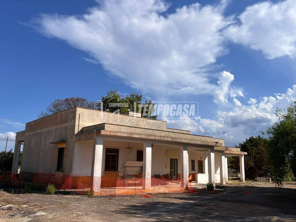 casa indipendente in vendita a Maglie