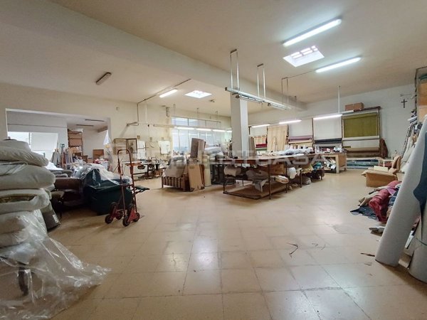 locale commerciale in vendita a Maglie