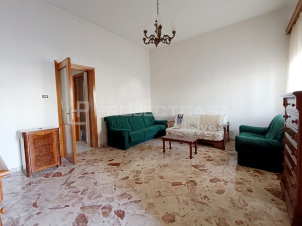 casa indipendente in vendita a Maglie