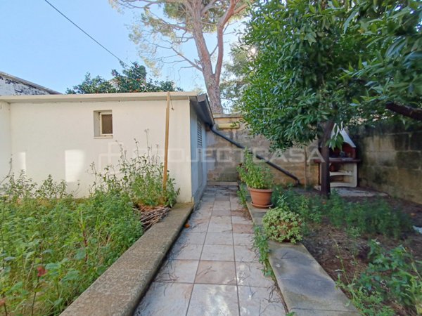 casa indipendente in vendita a Maglie