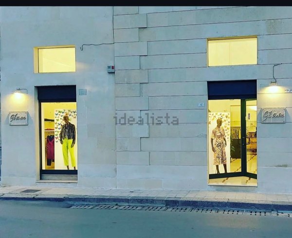 negozio in vendita a Maglie