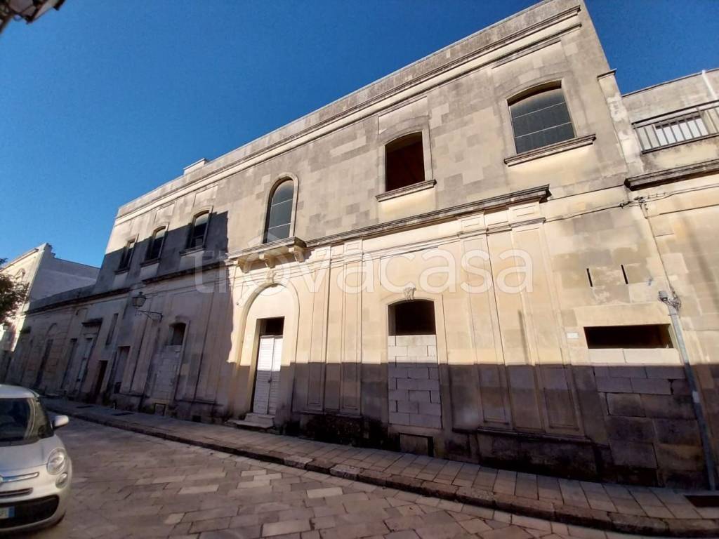 casa indipendente in vendita a Maglie