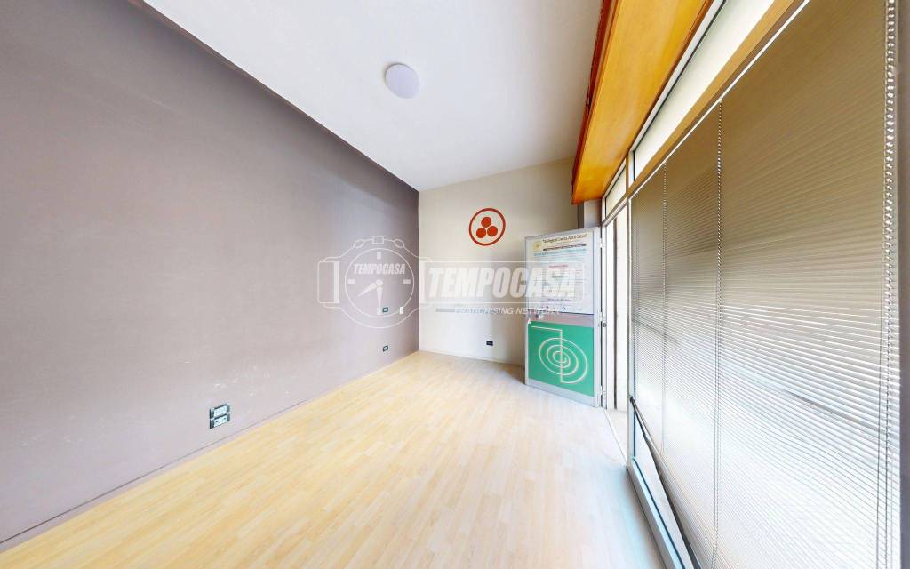 negozio in vendita a Maglie