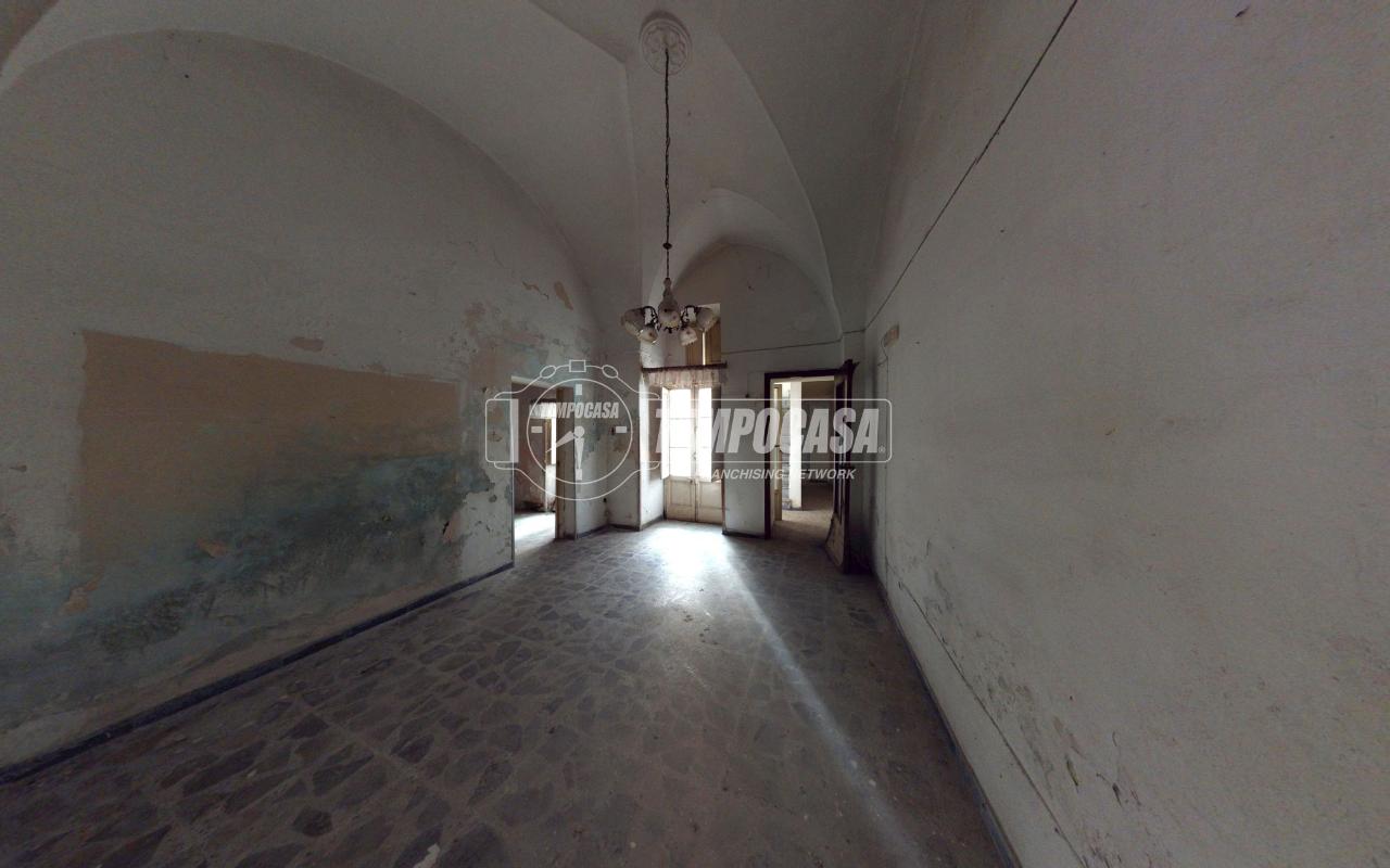 casa indipendente in vendita a Maglie