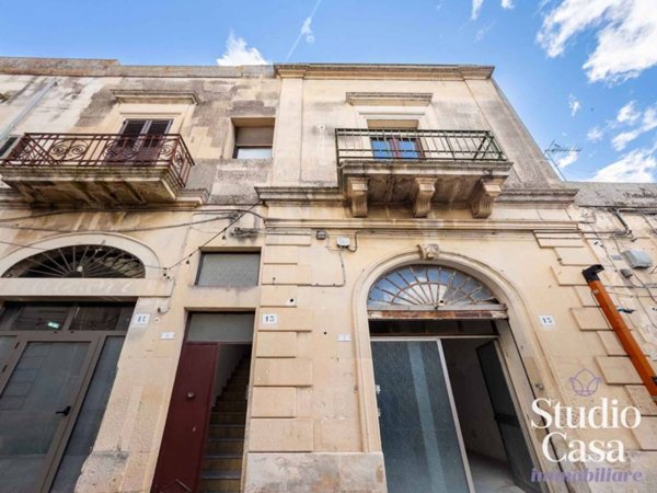 appartamento in vendita a Maglie