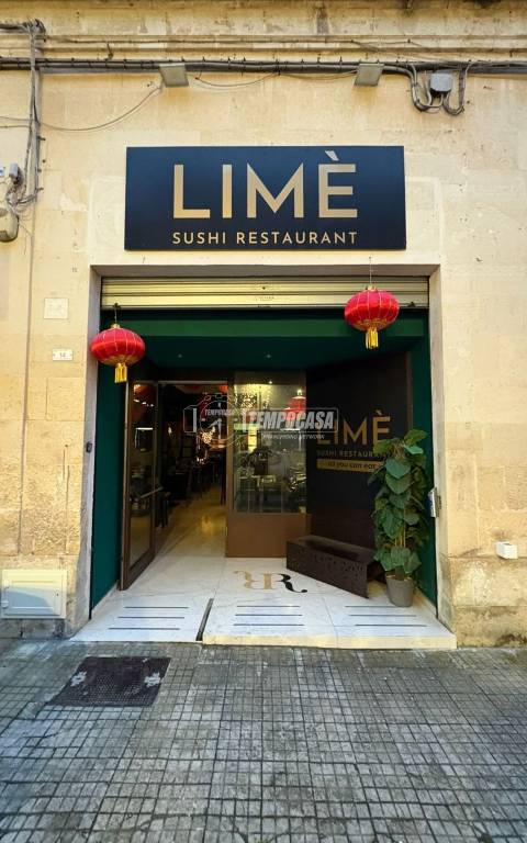 negozio in vendita a Maglie