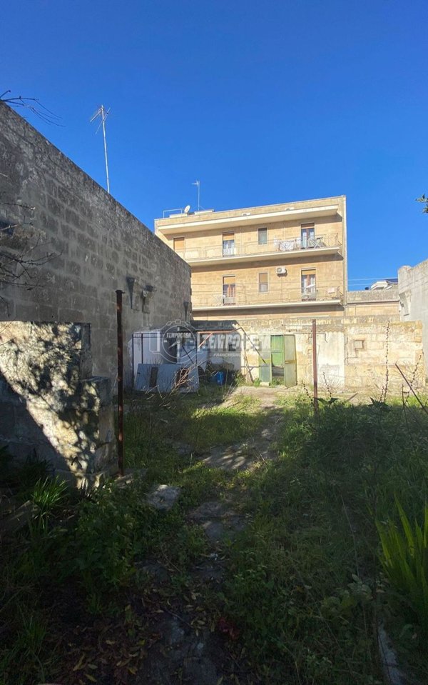 appartamento in vendita a Maglie