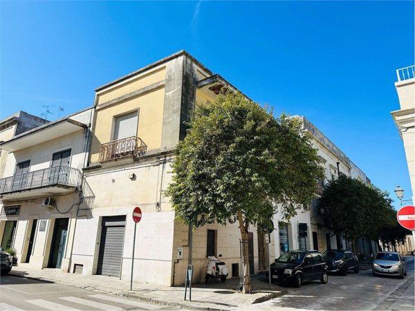 casa indipendente in vendita a Maglie