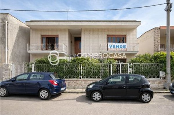 casa indipendente in vendita a Maglie