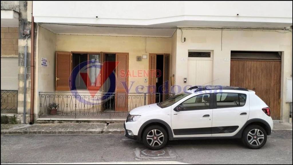 casa indipendente in vendita a Maglie