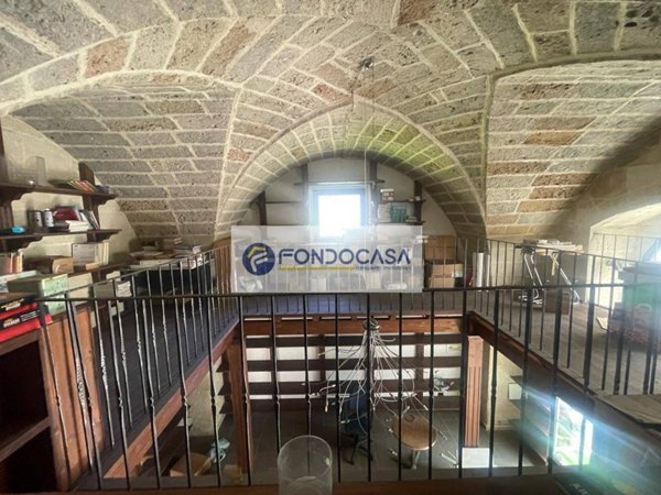 negozio in vendita a Maglie