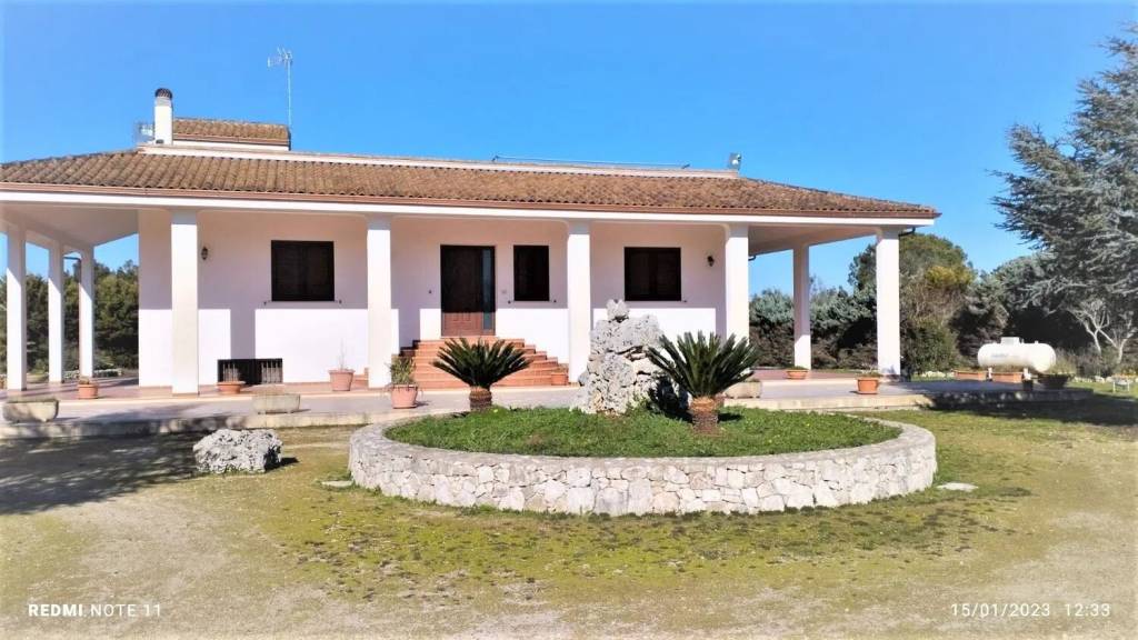 casa indipendente in vendita a Maglie