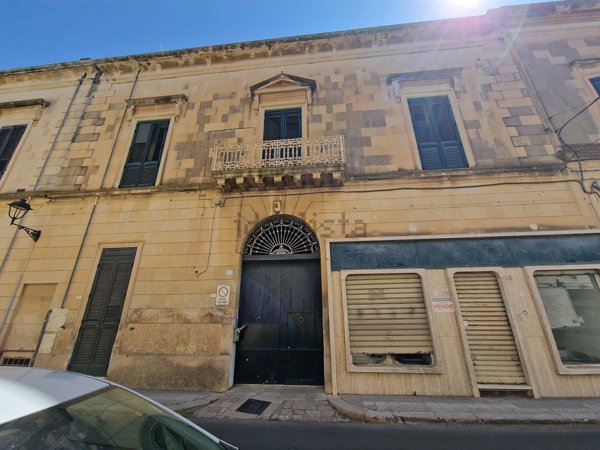 casa indipendente in vendita a Maglie