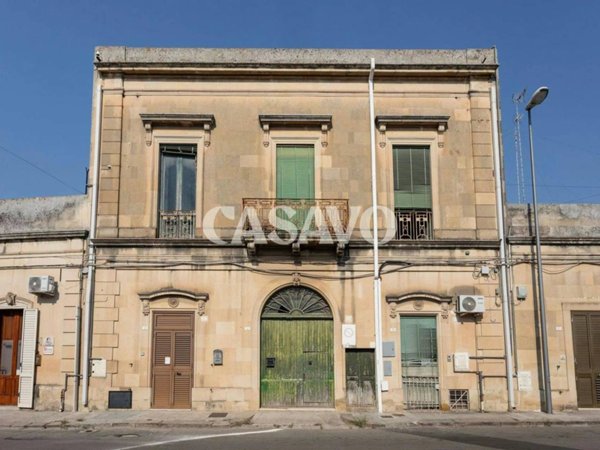 casa indipendente in vendita a Maglie