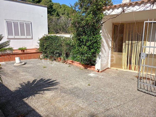 casa indipendente in vendita a Maglie
