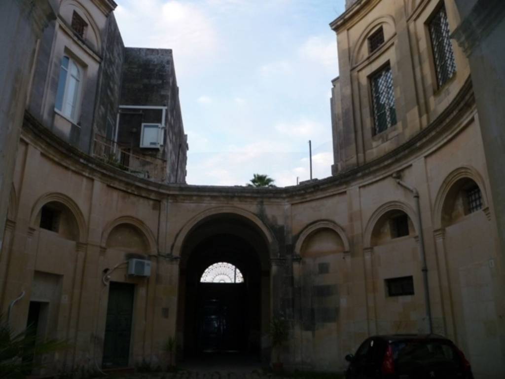 casa indipendente in vendita a Maglie