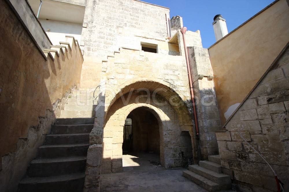 casa indipendente in vendita a Martano